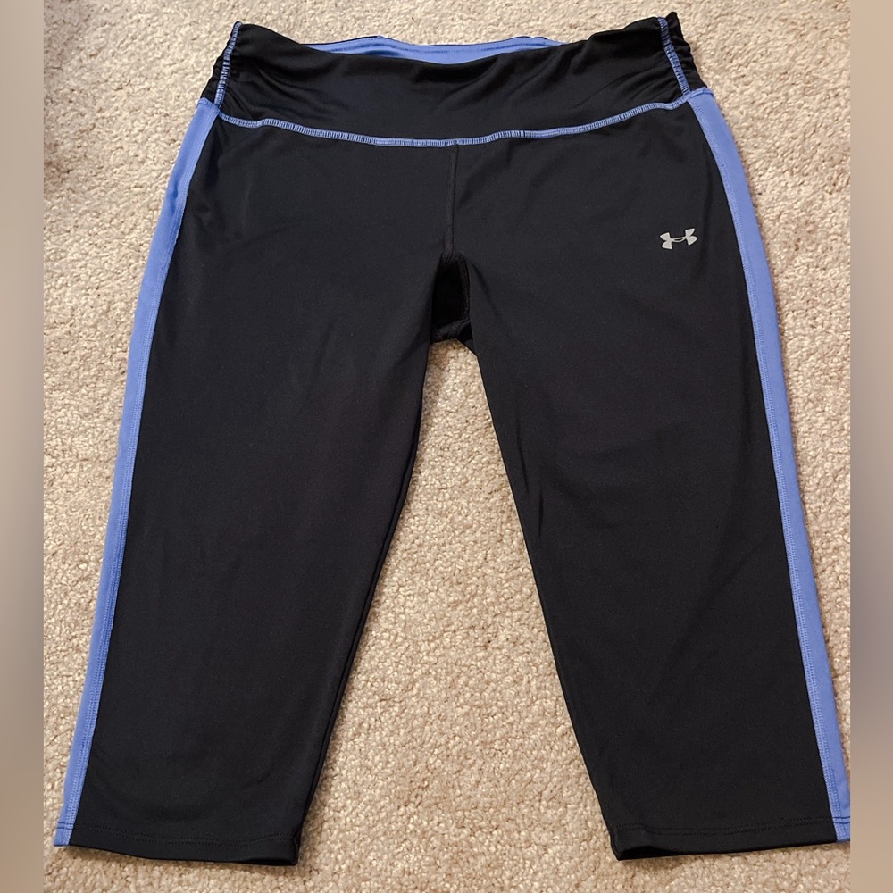Under armour fitted all season running capri leggings. Medium.